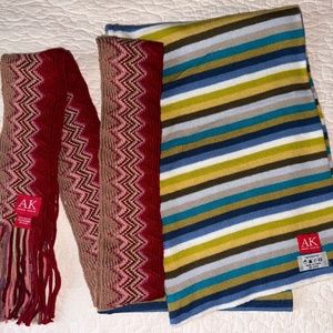 Vintage Anne Klein II By Aris Sweater Knit Scarf Floral Acrylic Wool Cream Blue